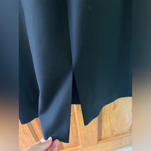 Boss Denalyn Boat Neck Sheath Dress in Size 8 Black 3/4 Sleeves Wool Blend - Picture 3 of 12